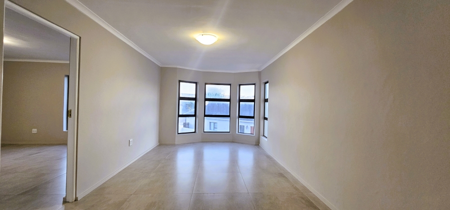 5 Bedroom Property for Sale in Myburgh Park Western Cape